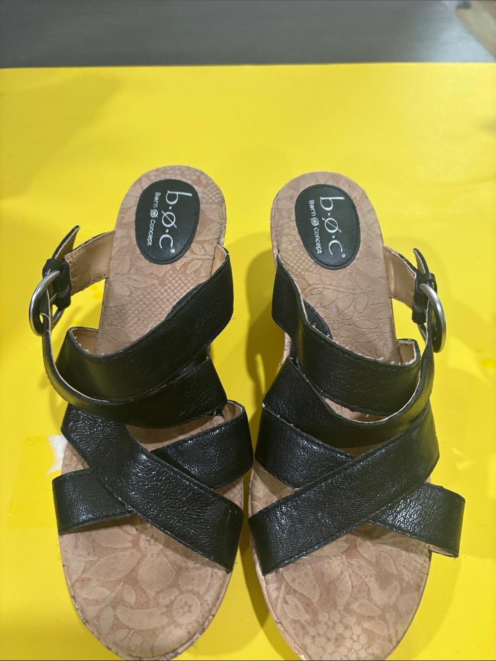 b.o.c. Black Leather Crisscross Buckle Sandals